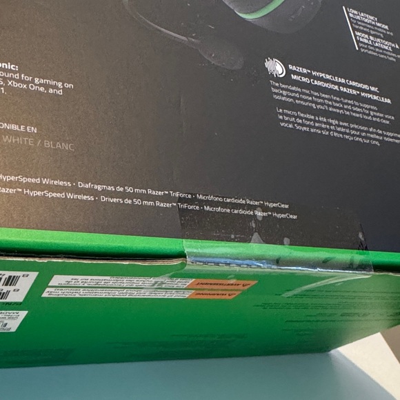 NIB RAZER KAIRA HYPERSPEED wireless multi platform gaming headset black and neon - Picture 13 of 14